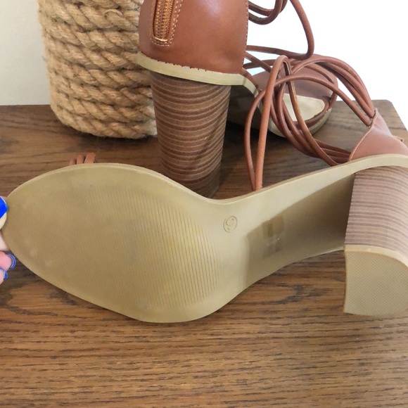 Wild diva straps sandals - Picture 4 of 6